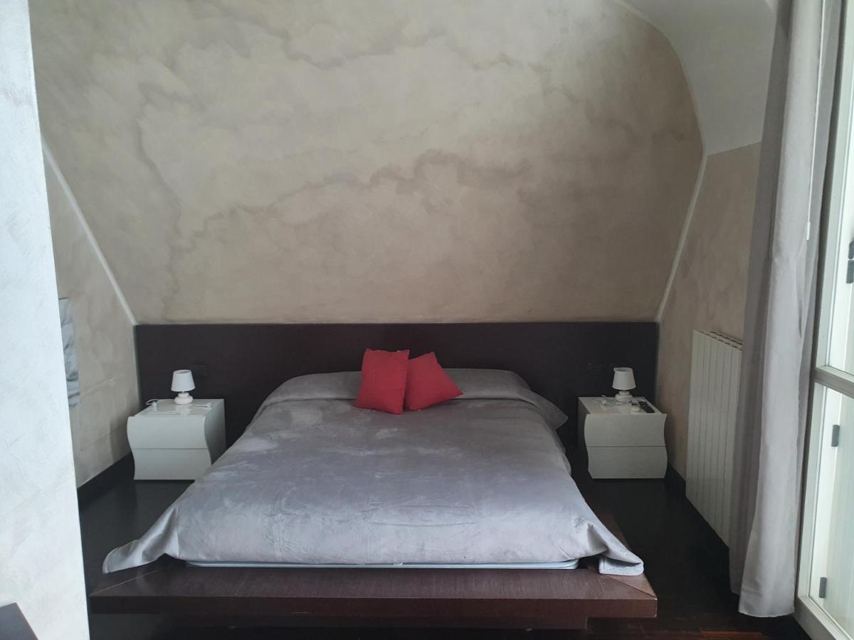 Milano Malpensa Grandi Mansarda Attico Apartment Gallarate Exterior photo